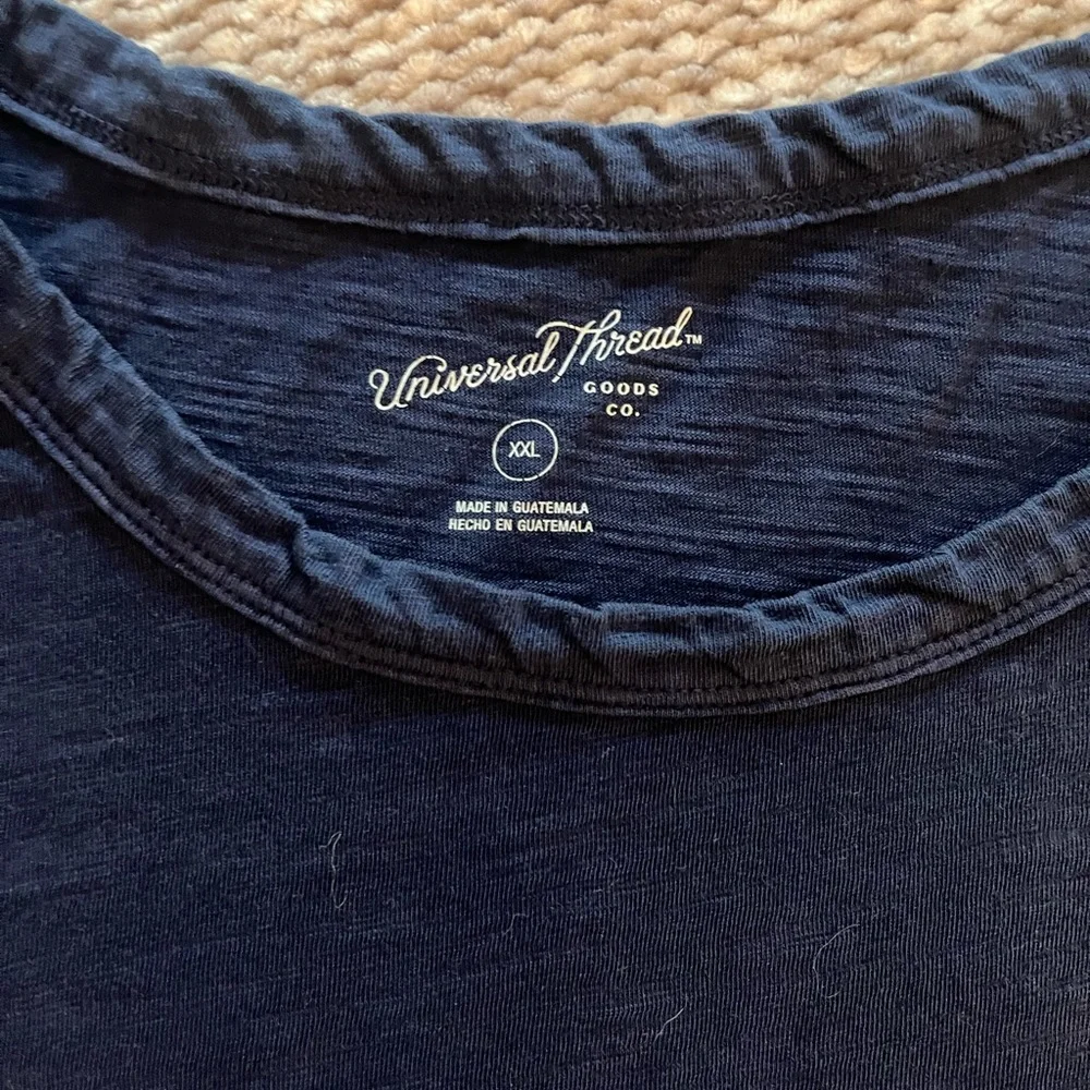 Basic comfy Target tee - Picture 1 of 2